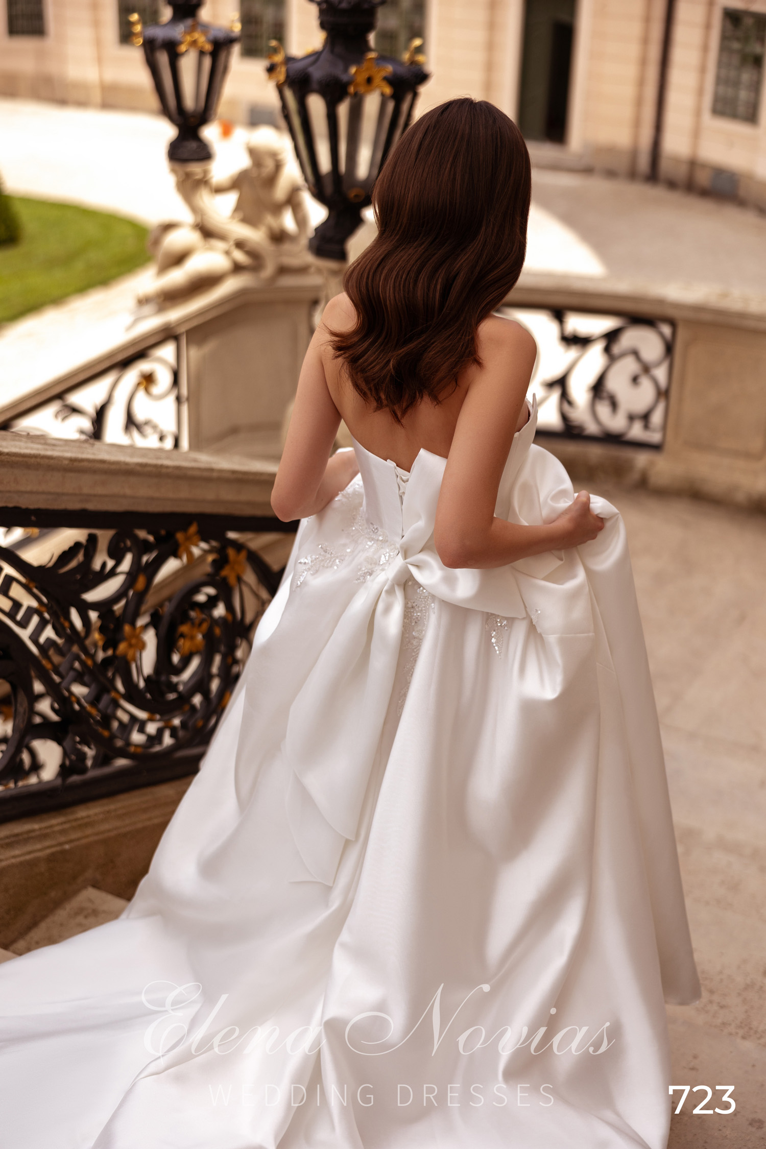 Wedding dresses 723 2