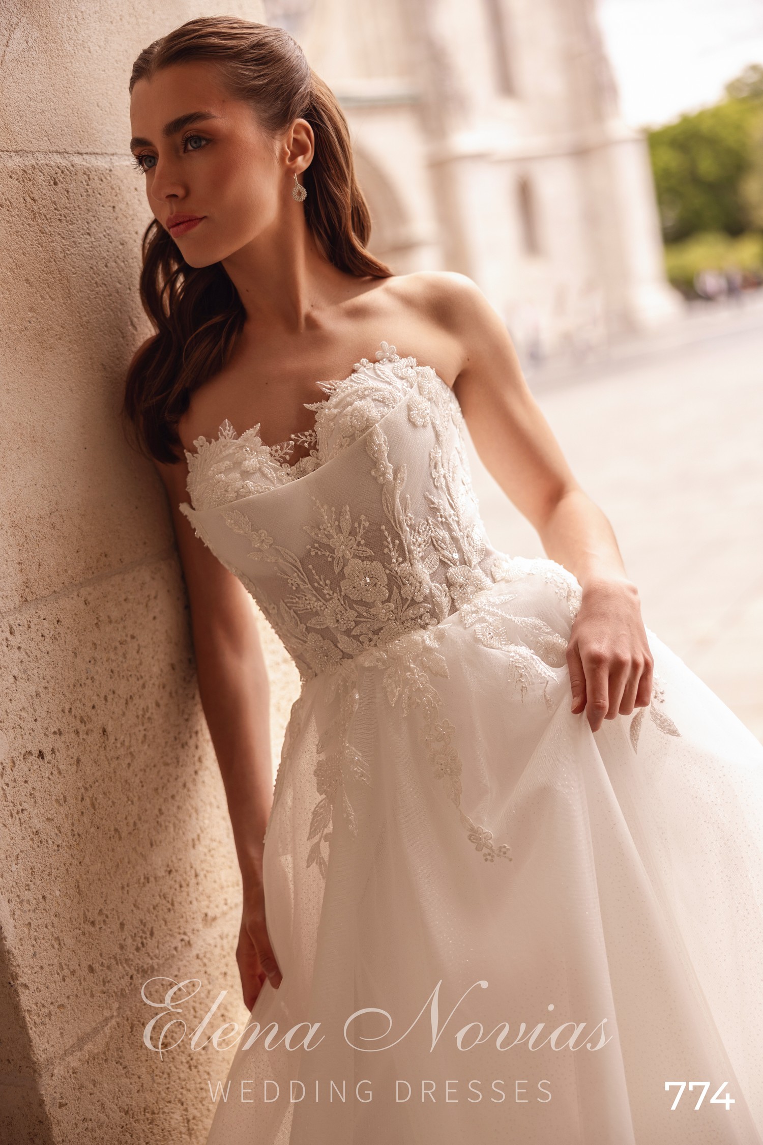 Wedding dresses 774 1