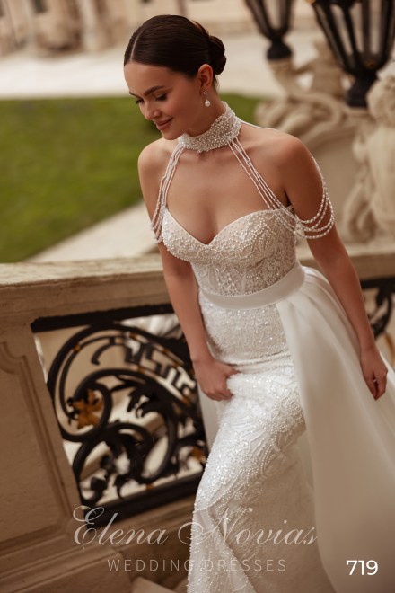 Wedding Dresses 719