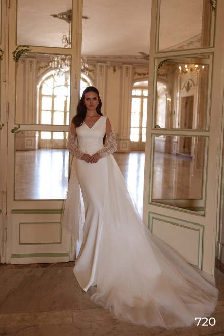 Wedding Dresses 720