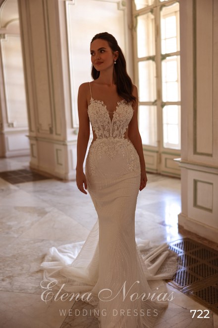 Wedding Dresses 722